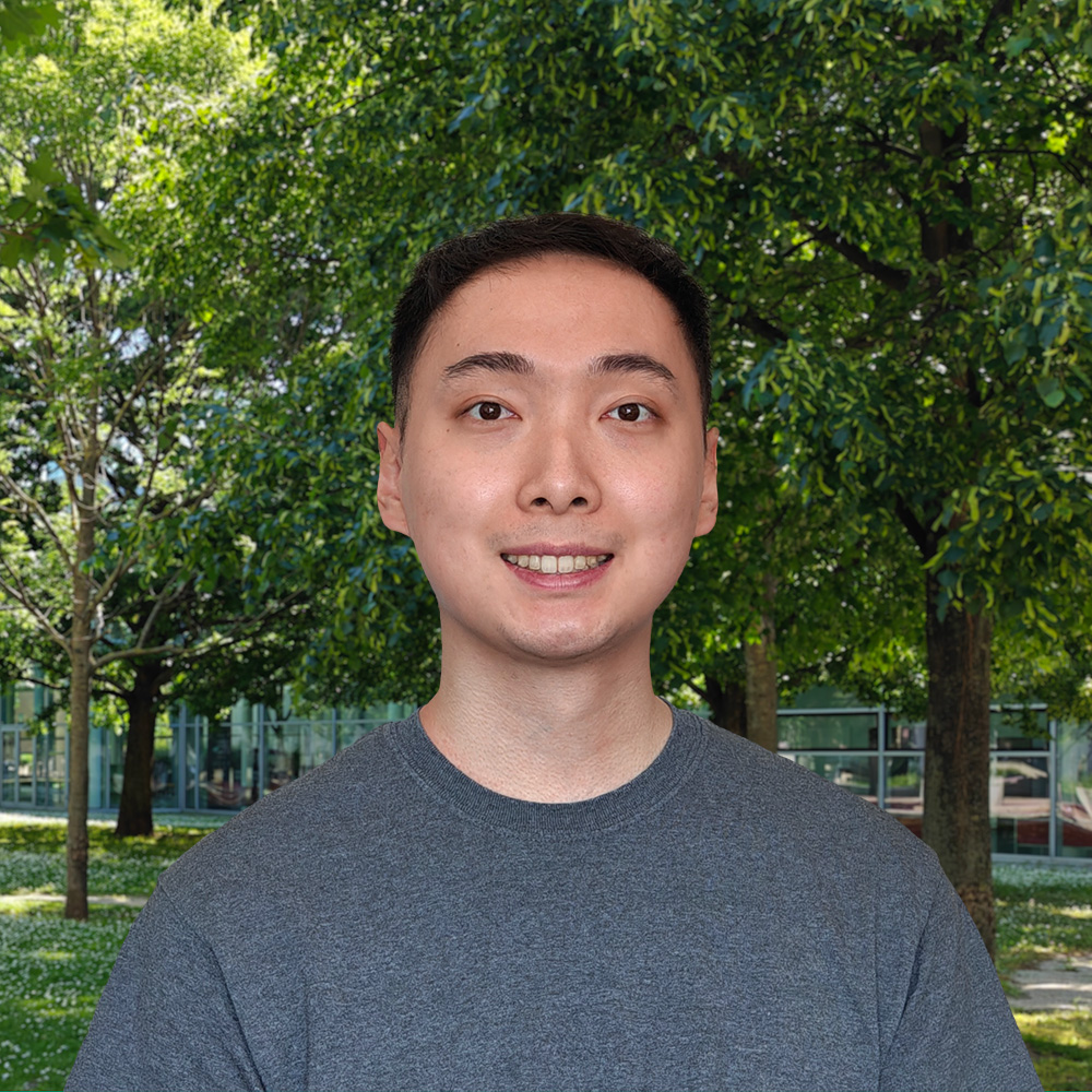 Andrew Luo (罗逸飞)